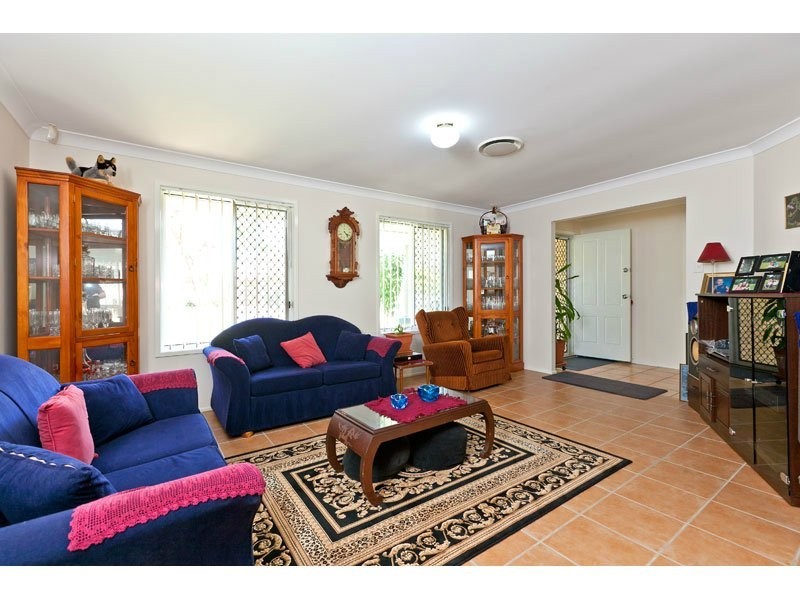 4 Moonlight Place, Capalaba QLD 4157