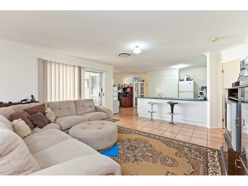 4 Moonlight Place, Capalaba QLD 4157
