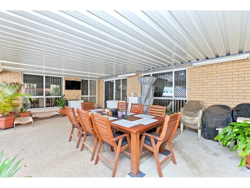 4 Moonlight Place, Capalaba QLD 4157