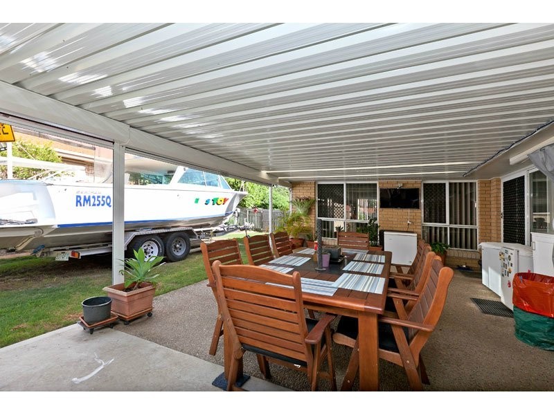 4 Moonlight Place, Capalaba QLD 4157