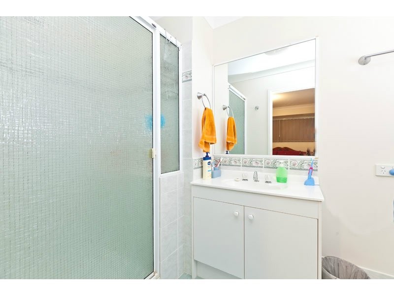 4 Moonlight Place, Capalaba QLD 4157