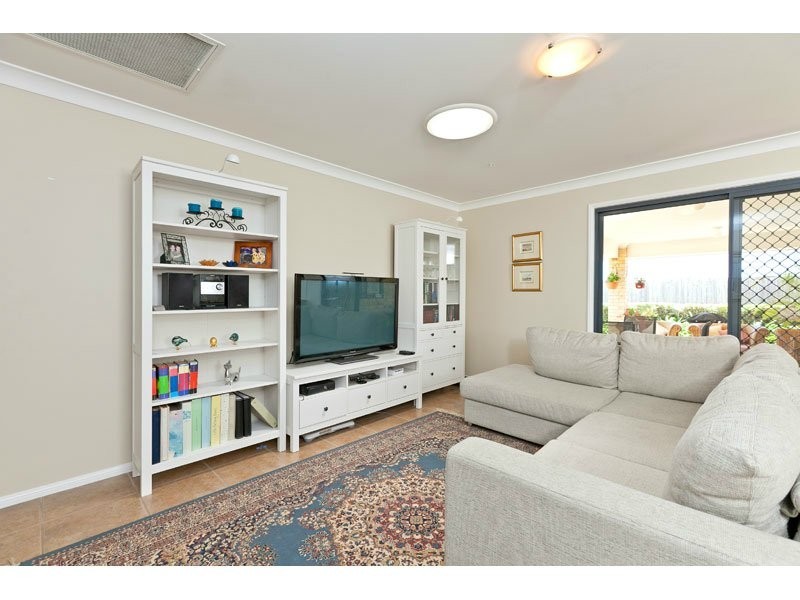 20 Lidgard Street, Thornlands QLD 4164