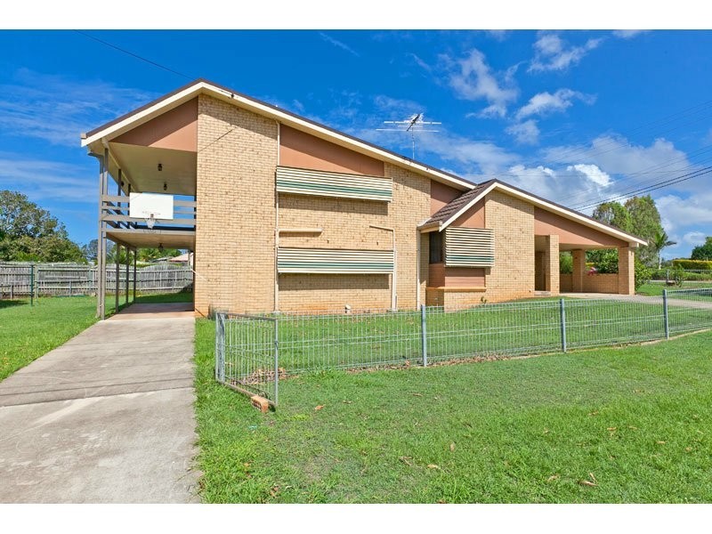 3 Paul Street, Birkdale QLD 4159