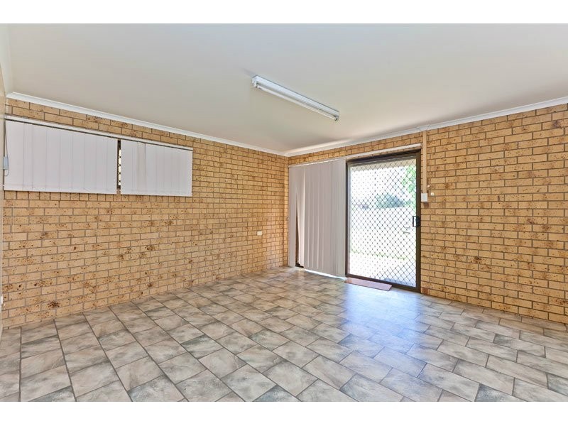 3 Paul Street, Birkdale QLD 4159