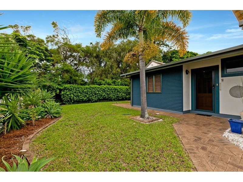 9 Little Shore St, Cleveland QLD 4163
