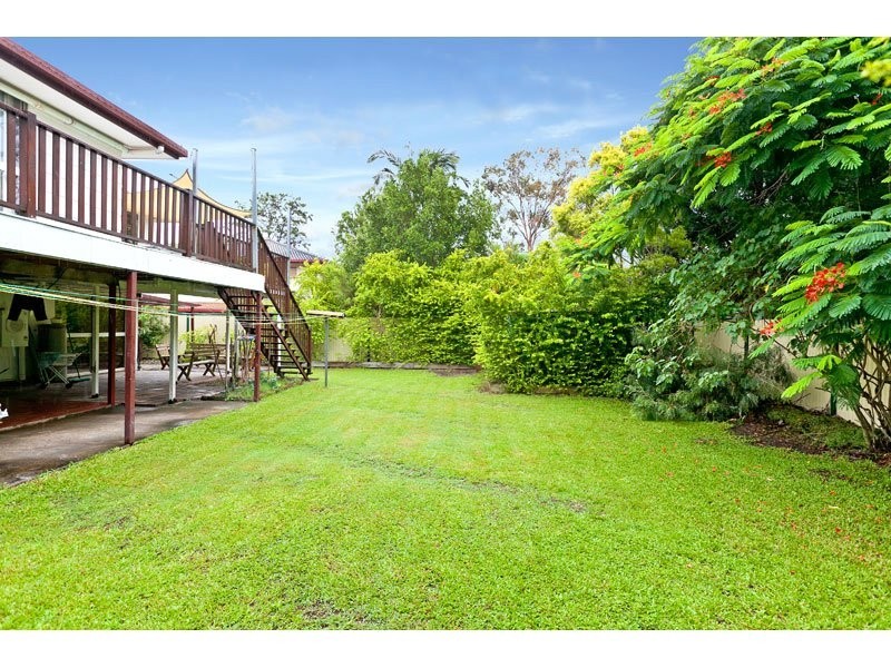 12 Moloaa Crescent, Birkdale QLD 4159