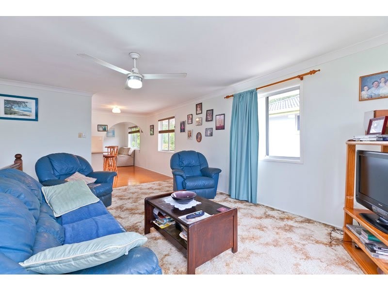 12 Moloaa Crescent, Birkdale QLD 4159