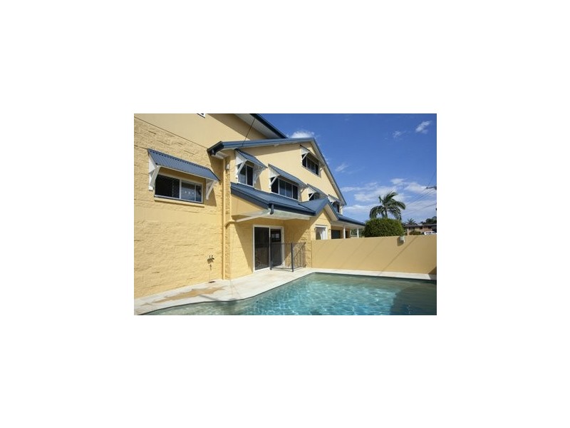 5 Price Avenue, Birkdale QLD 4159