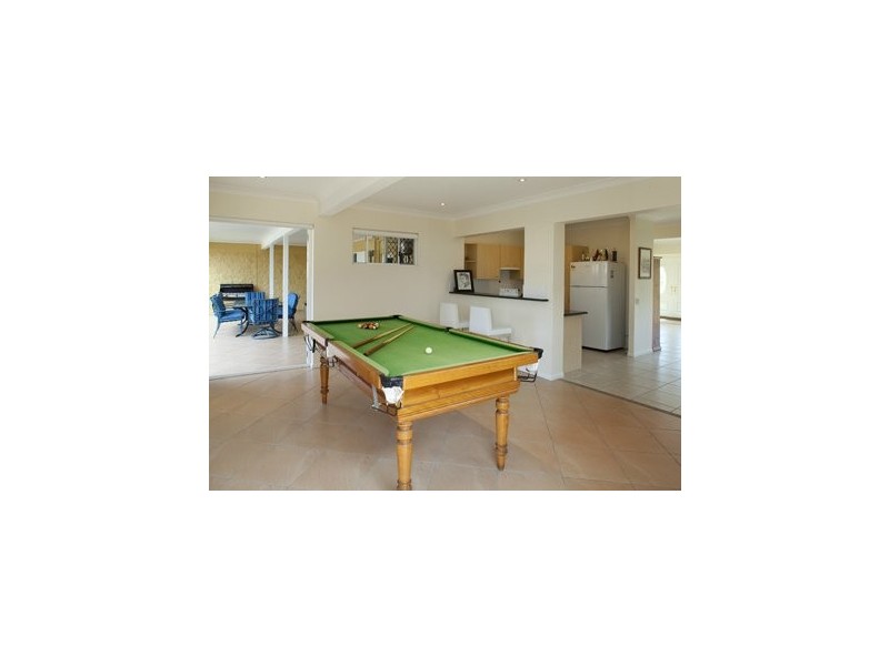 5 Price Avenue, Birkdale QLD 4159