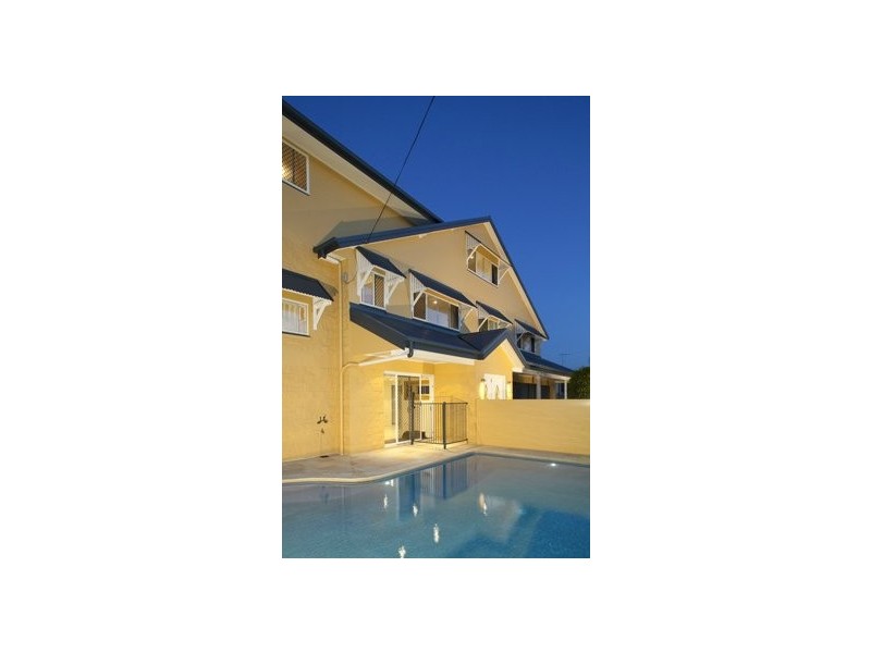 5 Price Avenue, Birkdale QLD 4159