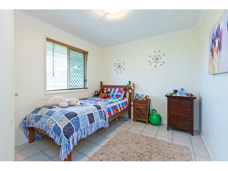3 Diana Place, Manly West QLD 4179