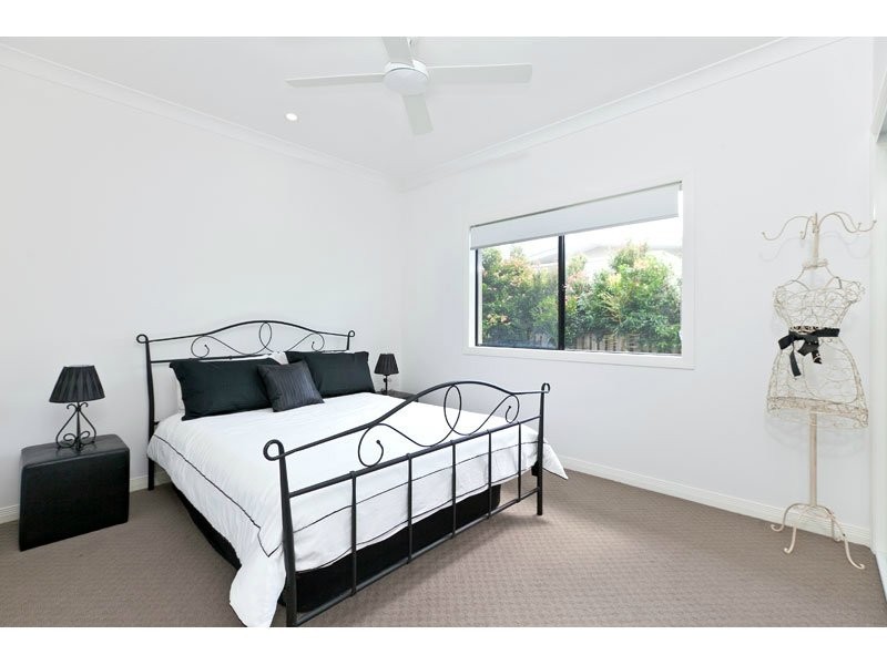 67 Foxwood Circuit, Wakerley QLD 4154