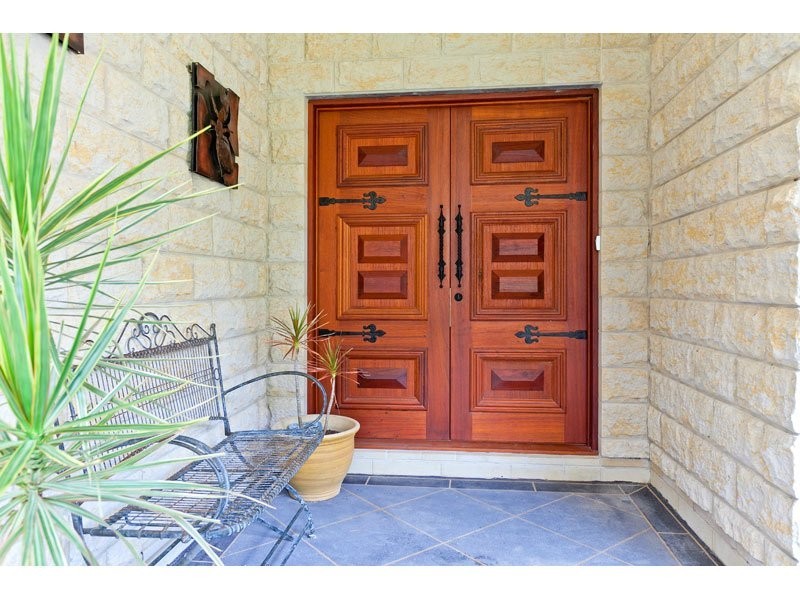 1 The Grove, Thornlands QLD 4164