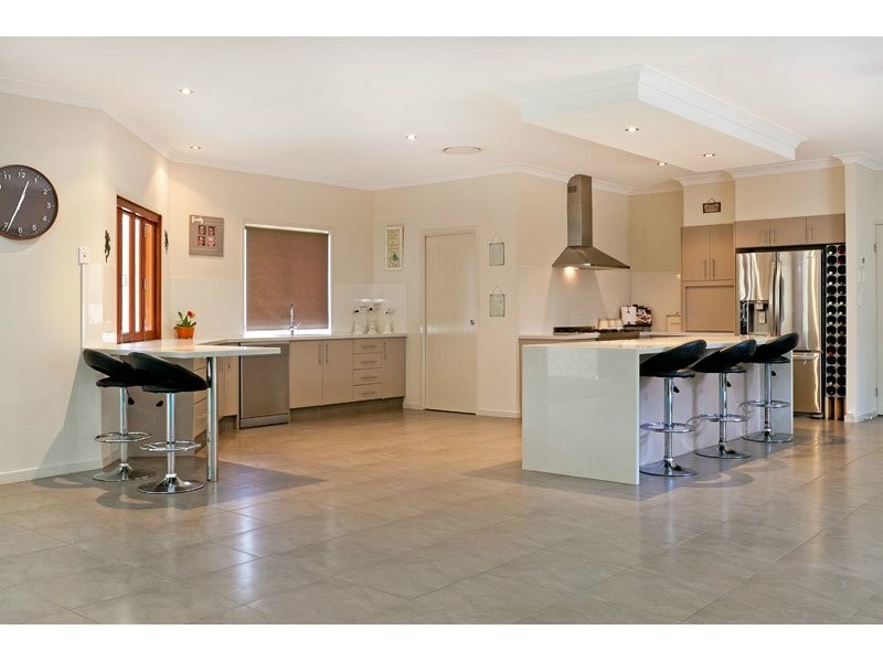1 The Grove, Thornlands QLD 4164