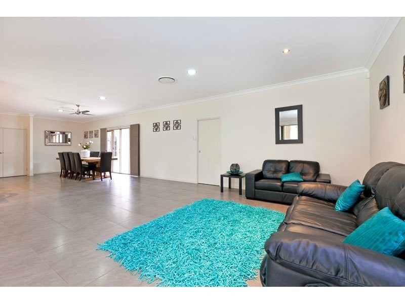 1 The Grove, Thornlands QLD 4164