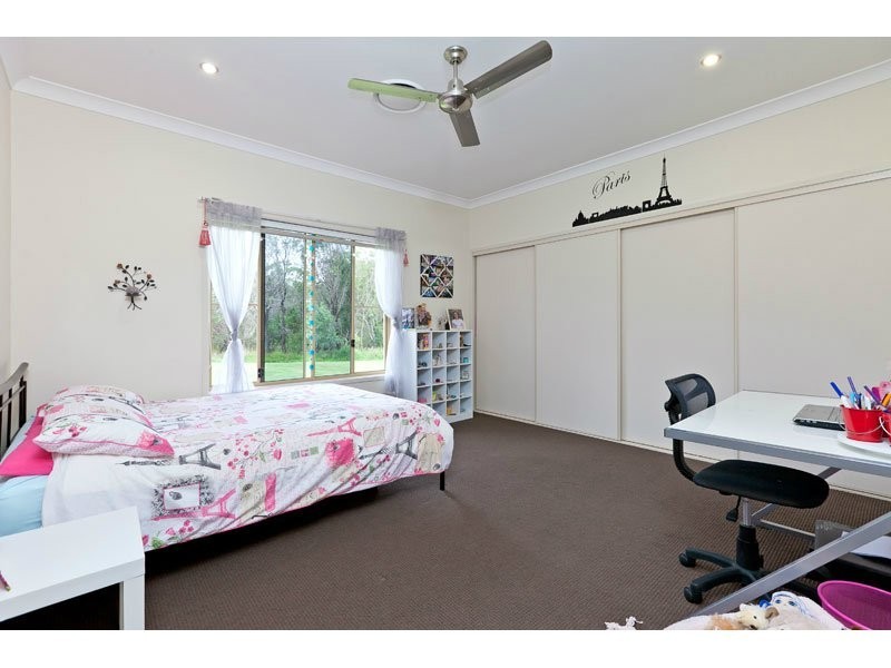 1 The Grove, Thornlands QLD 4164