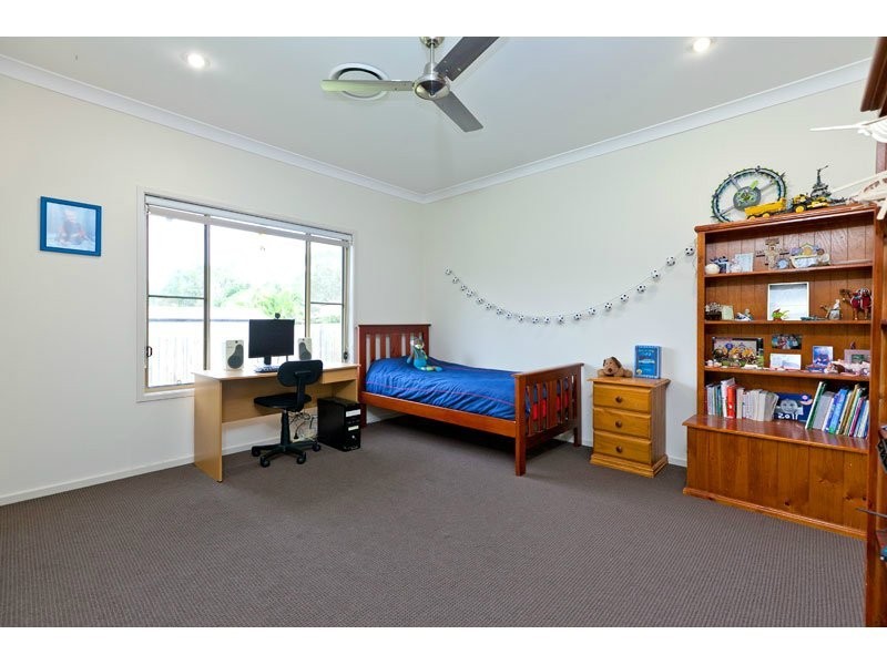 1 The Grove, Thornlands QLD 4164
