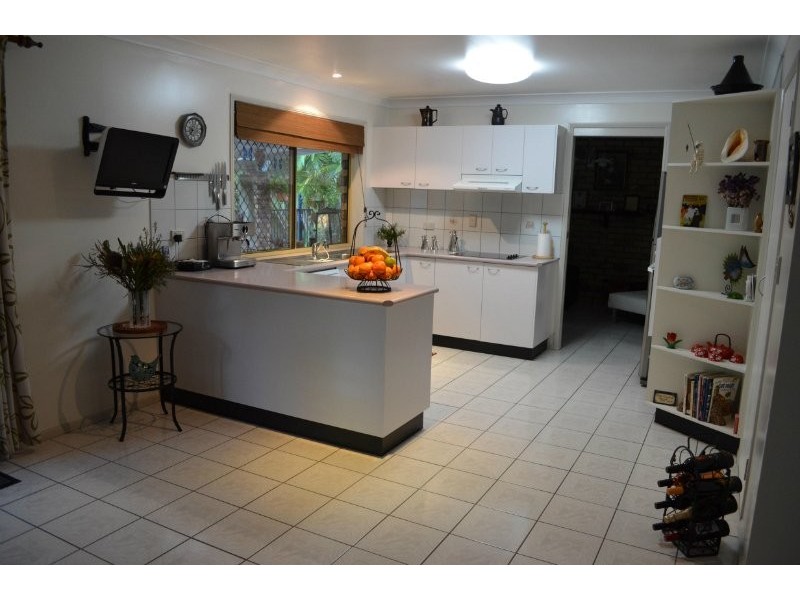 18 Hanover Dve, Alexandra Hills QLD 4161