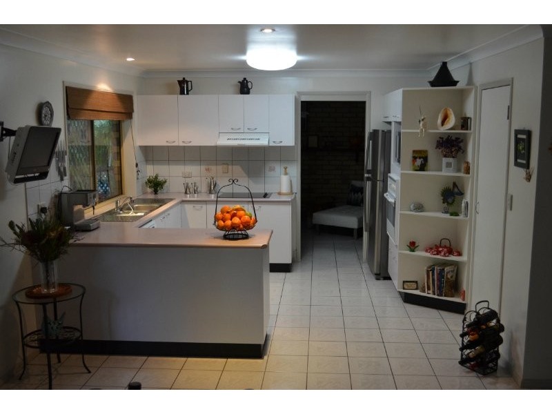 18 Hanover Dve, Alexandra Hills QLD 4161