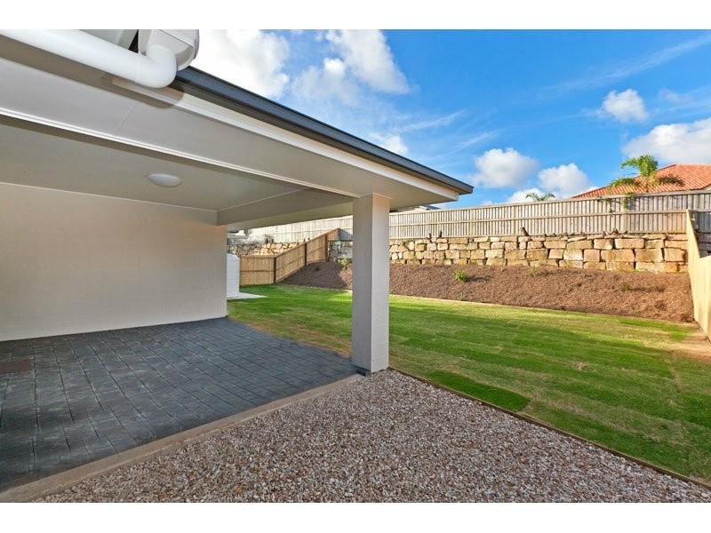 16 Park Edge Place, Redland Bay QLD 4165