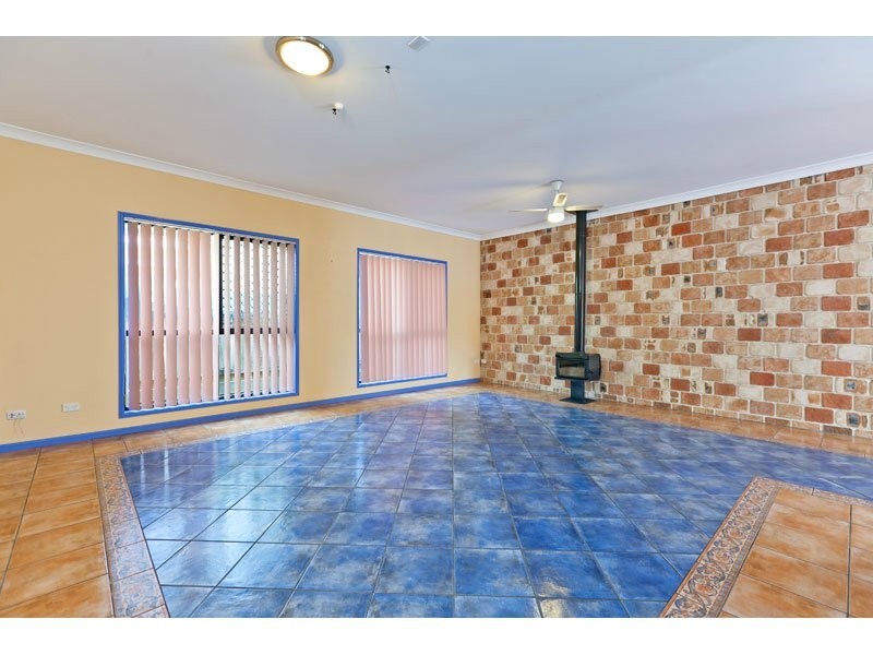 15 Trent Circuit, Alexandra Hills QLD 4161