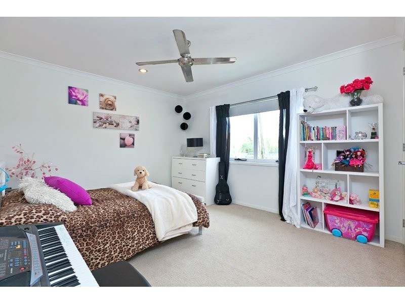 11 Joyce Ct, Wellington Point QLD 4160