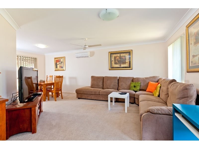 16 Seaholly Crescent, Victoria Point QLD 4165