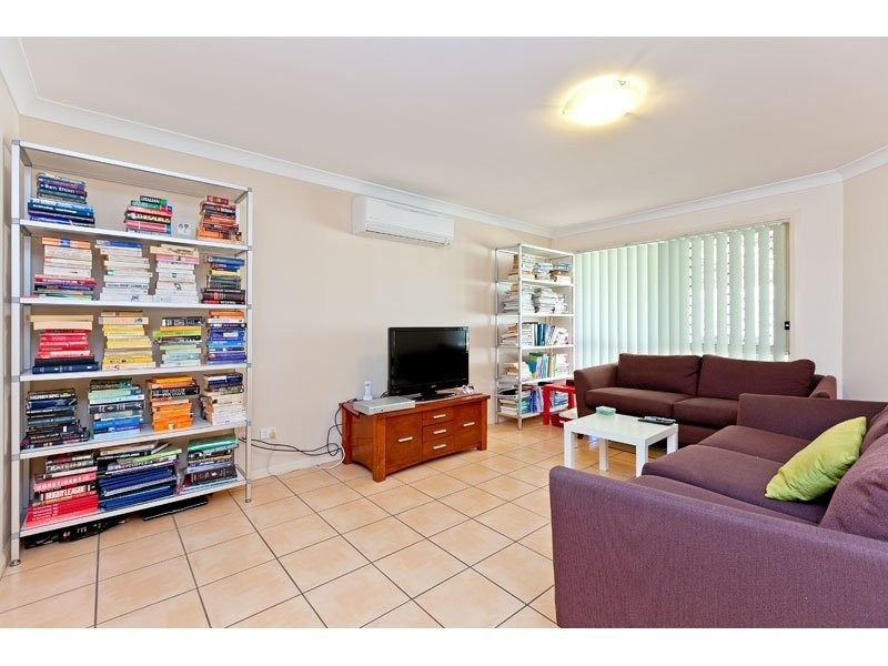 16 Seaholly Crescent, Victoria Point QLD 4165