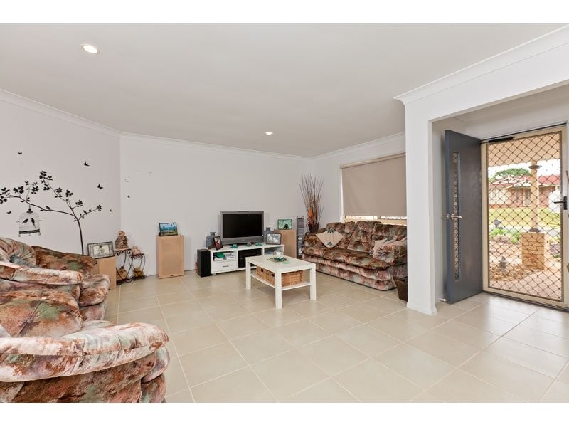 12 Sunningdale Drive, Redland Bay QLD 4165