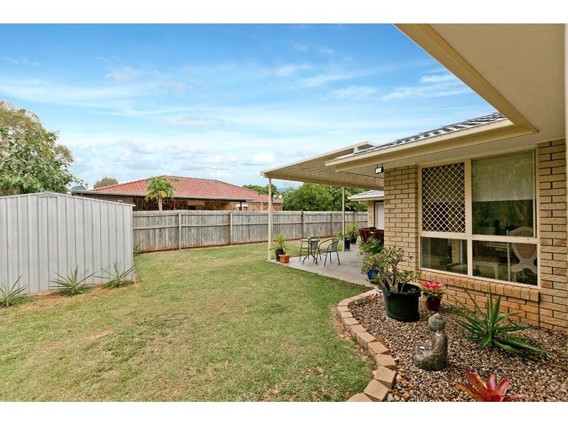 12 Sunningdale Drive, Redland Bay QLD 4165