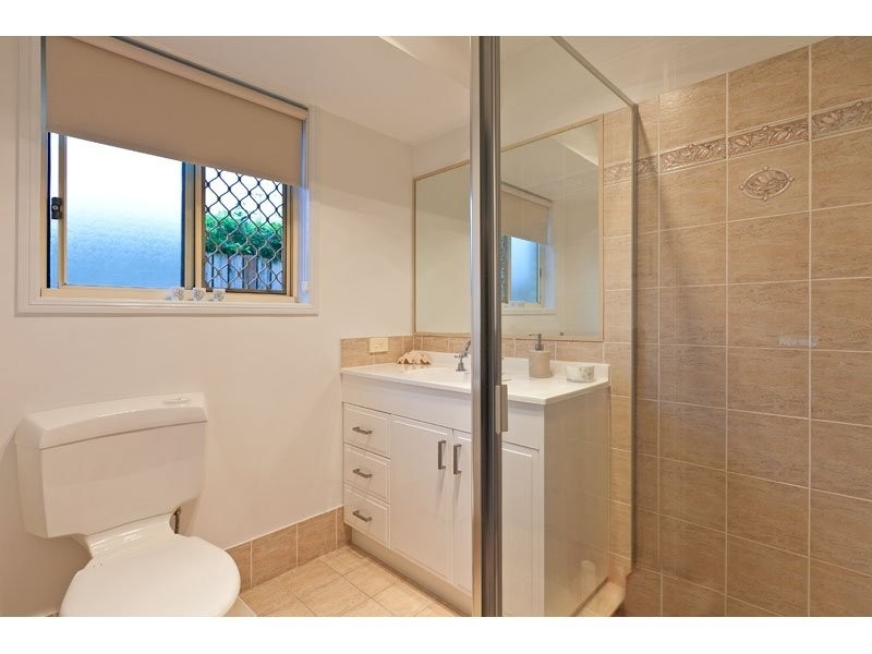 12 Sunningdale Drive, Redland Bay QLD 4165