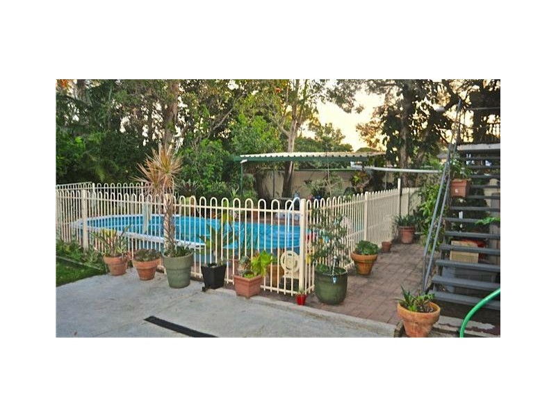 5 Simpson Street, Capalaba QLD 4157