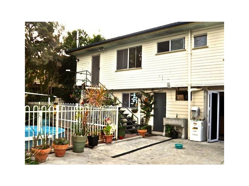 5 Simpson Street, Capalaba QLD 4157