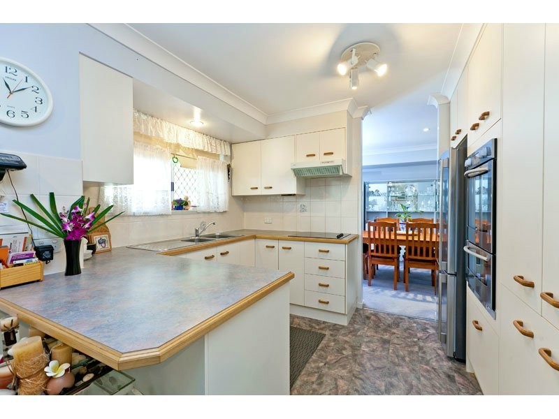 8 Woonara Street, Capalaba QLD 4157