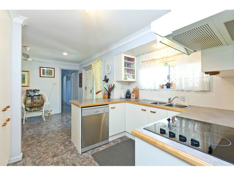 8 Woonara Street, Capalaba QLD 4157
