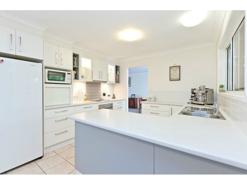 5 Lanreath Court, Alexandra Hills QLD 4161