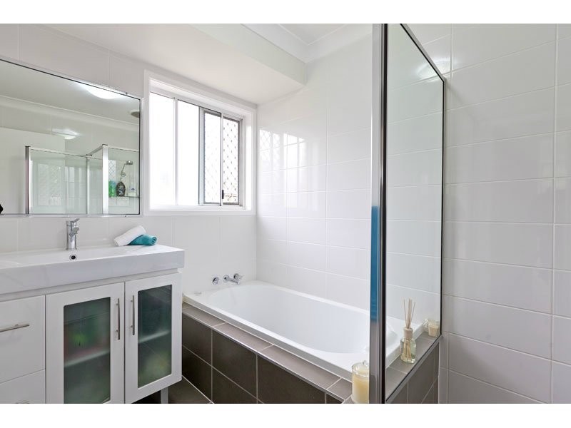 5 Lanreath Court, Alexandra Hills QLD 4161