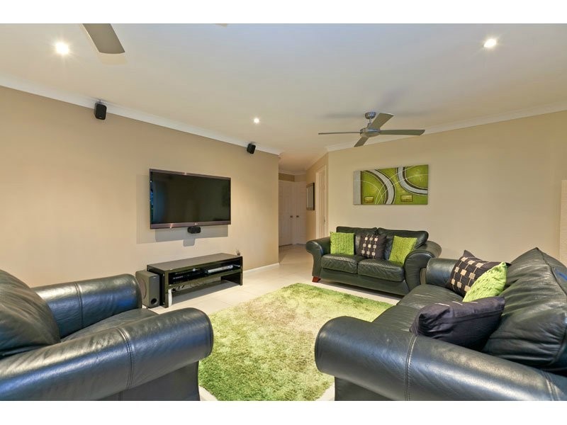 21 Seagull Street, Victoria Point QLD 4165