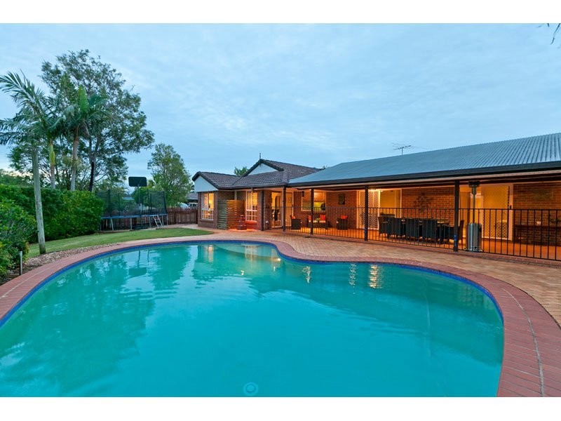 21 Seagull Street, Victoria Point QLD 4165