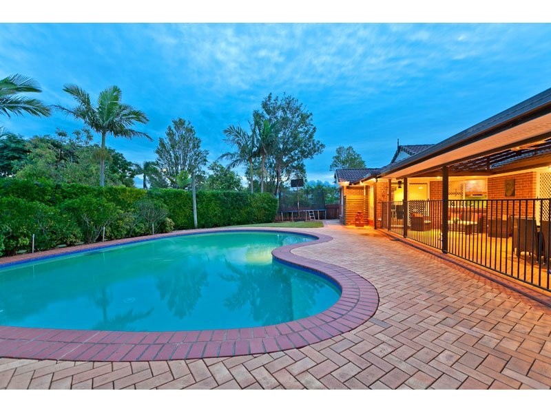 21 Seagull Street, Victoria Point QLD 4165