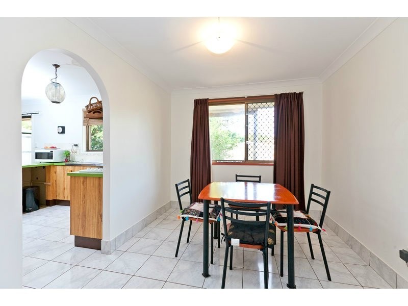 20 Scott Street, Redland Bay QLD 4165