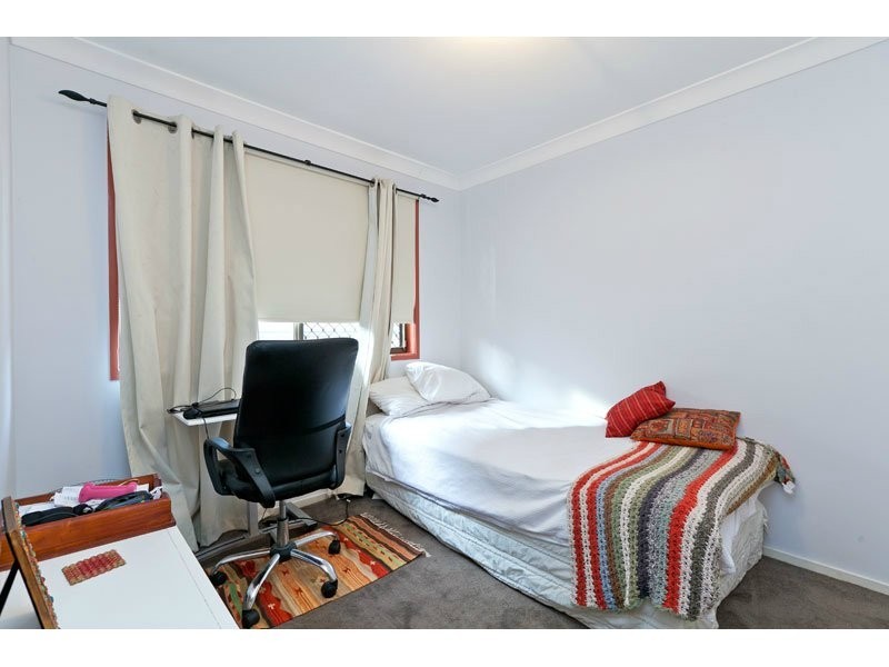 20 Scott Street, Redland Bay QLD 4165