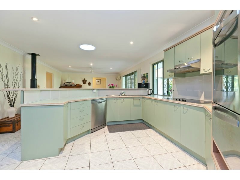 53 Ziegenfusz Road, Thornlands QLD 4164