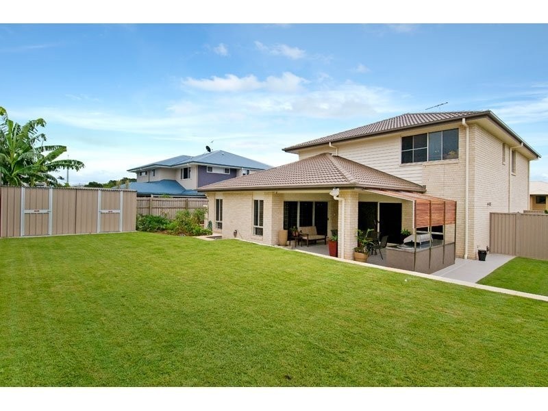 3 Huntly Place, Redland Bay QLD 4165