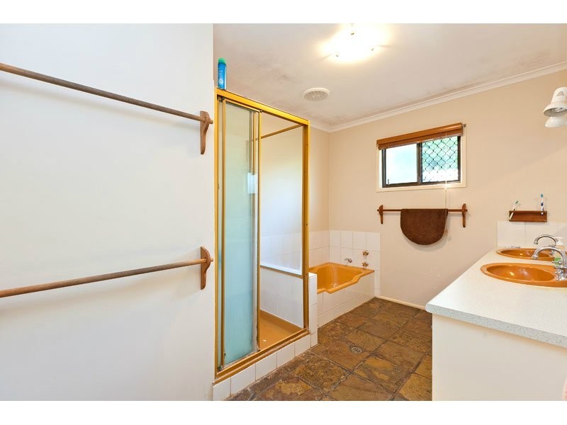 26 Oak Street, Ormiston QLD 4160