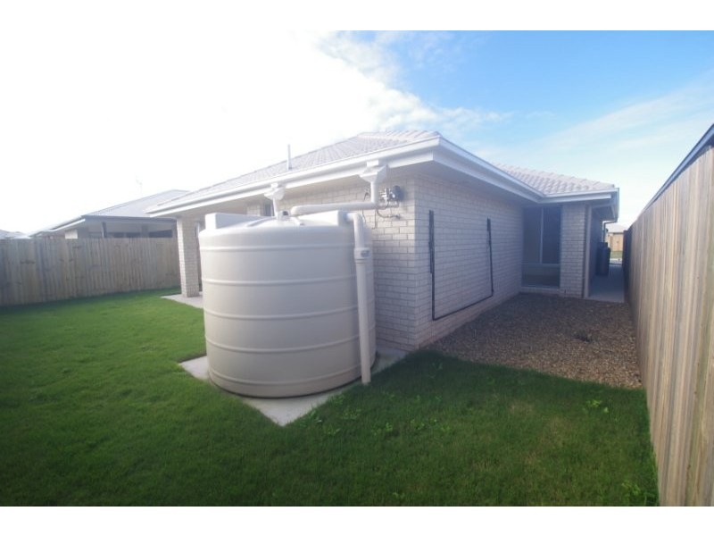 4 Lapis Street, Caloundra West QLD 4551