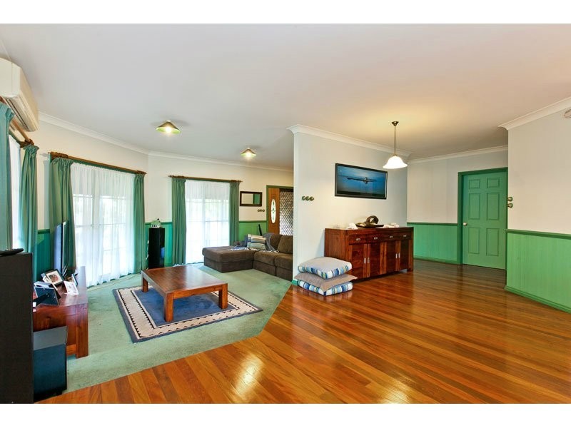 17 Muscat Avenue, Victoria Point QLD 4165