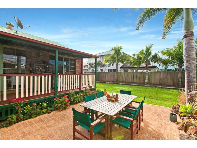 17 Muscat Avenue, Victoria Point QLD 4165