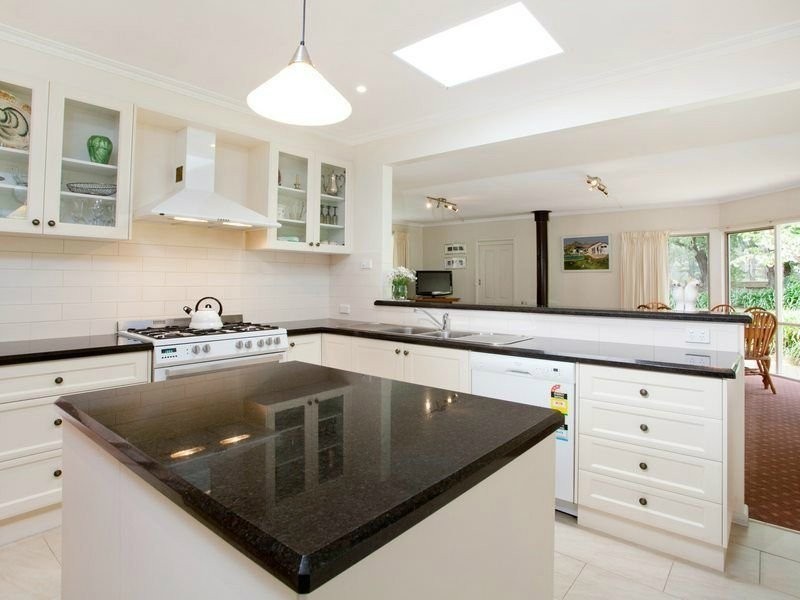 10 Nunga Court, Mount Eliza VIC 3930