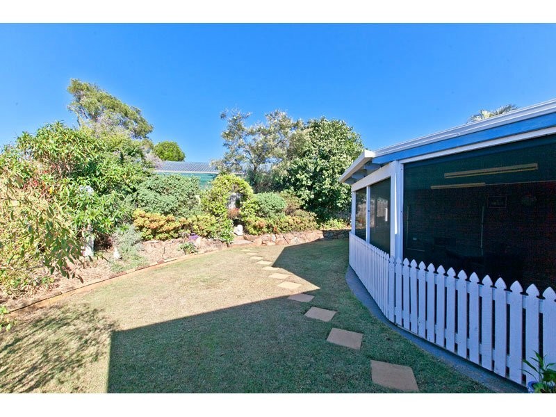 15 Drake Street, Wellington Point QLD 4160